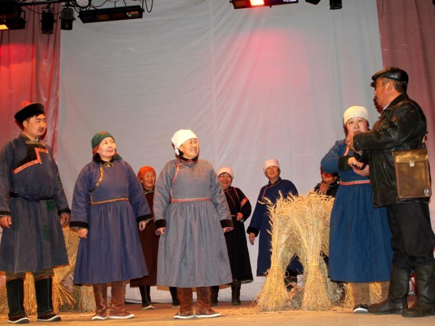 ​Бурятские пьесы на патриотическую тему будут созданы в Агинском округе