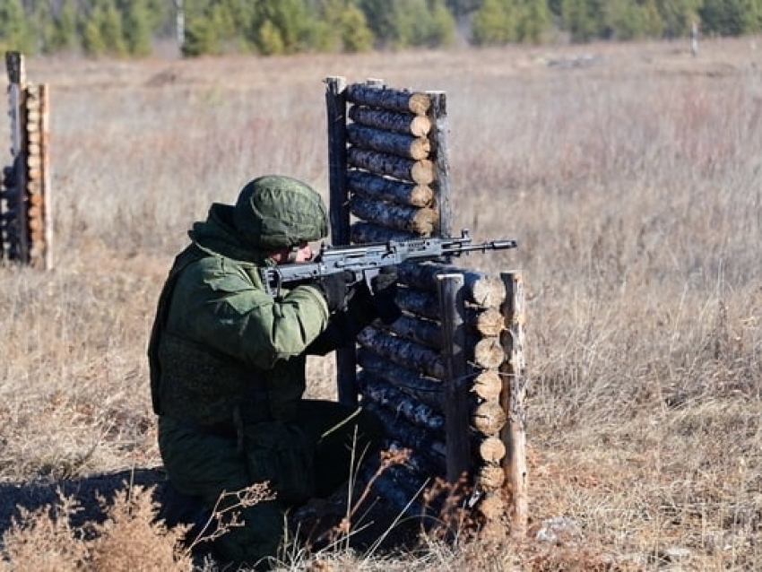 Мобилизованные военнослужащие ВВО отрабатывают тактические действия на военных полигонах в Zабайкалье