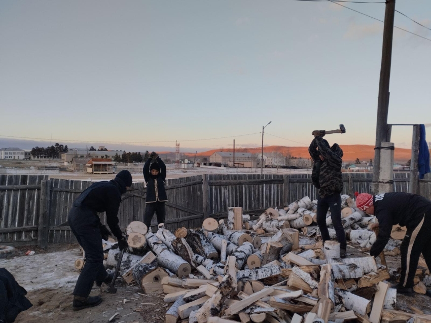 ​Заготовку дров для семей мобилизованных обсудили в Агинском округе