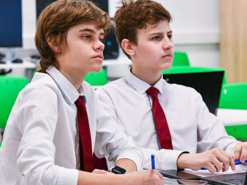 Набор школьников Zабайкалья на июньскую математическую программу ведет центр «Сириус»