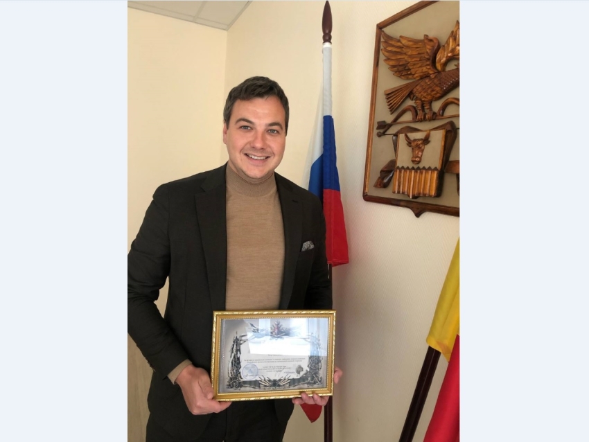 Замгубернатора Забайкалья Петр Попов награжден грамотой заместителя министра обороны РФ 