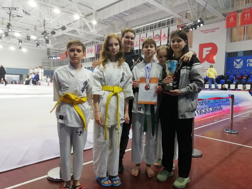 Читинская спортсменка стала бронзовым призёром первенства России по киокусинкай во Владивостоке 