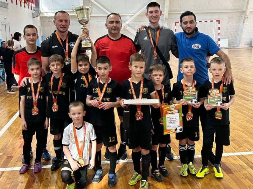 Юные футболисты из Читы стали победителями «Кубка весны» в Саянске