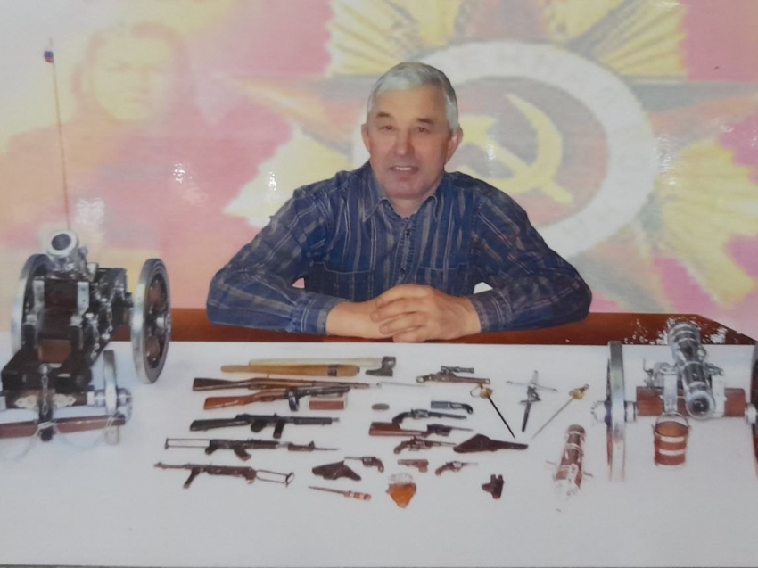 ​Выставка миниатюрных моделей огнестрельного и стрелкового оружия открылась в Чите 