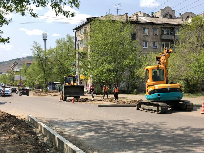 Работы идут по графику: В столице Забайкалья ремонтируют улицу Журавлева предпросмотр