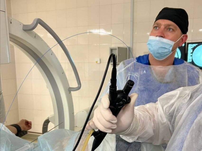 Новый хирургический лазер для лечения мочекаменной болезни начали применять в горбольнице №1 Читы