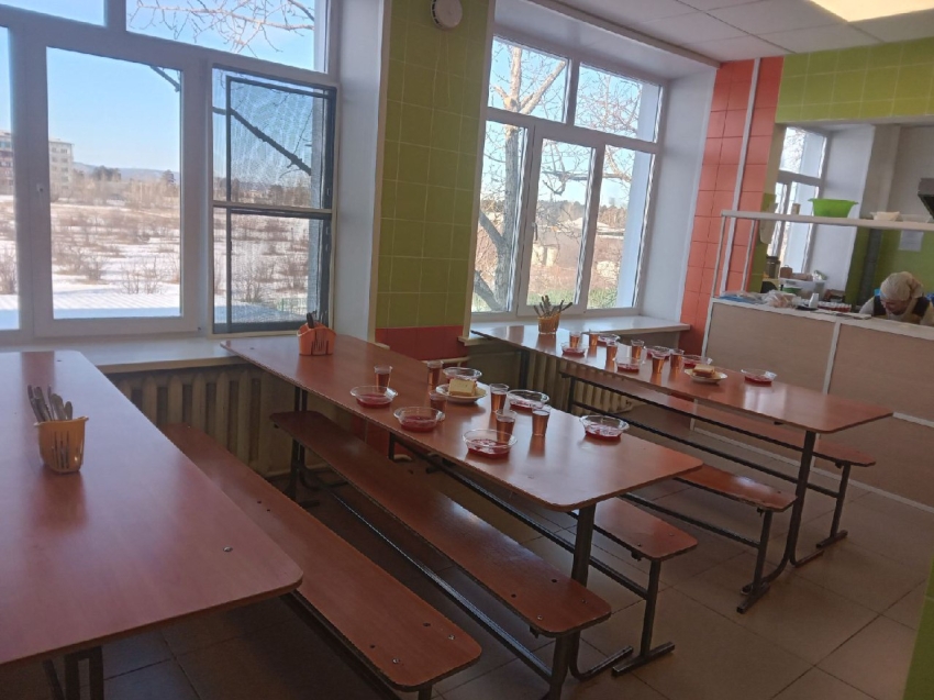 В средней школе села Смоленка вместо буфета появится столовая на 130 мест 