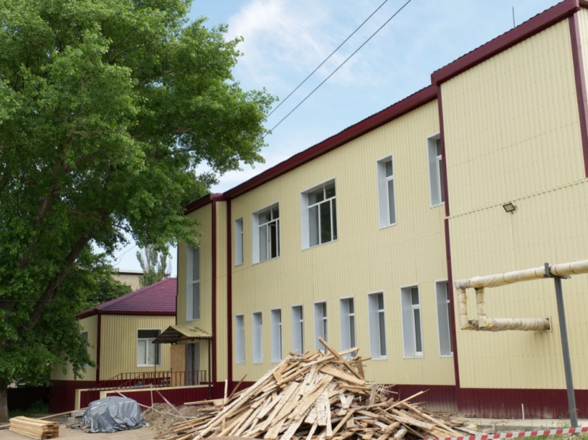 Юрий Трутнев проверил восстановление соцобъектов в подшефном дальневосточным регионам районе ДНР