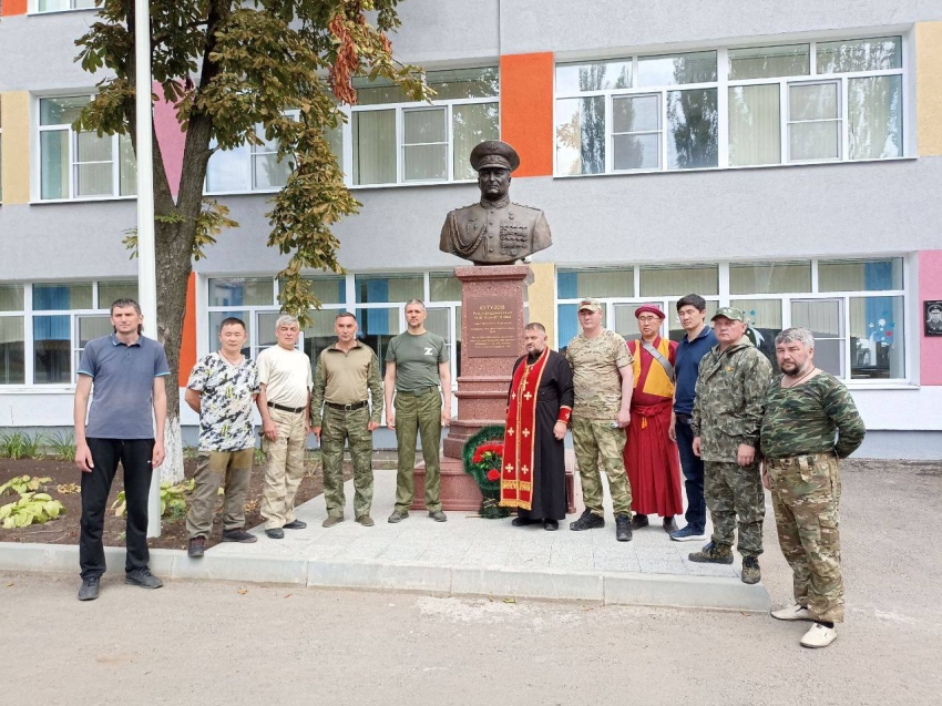 ​Школе в Мариуполе присвоили имя командующего 29 армии, дислоцированной в Забайкалье