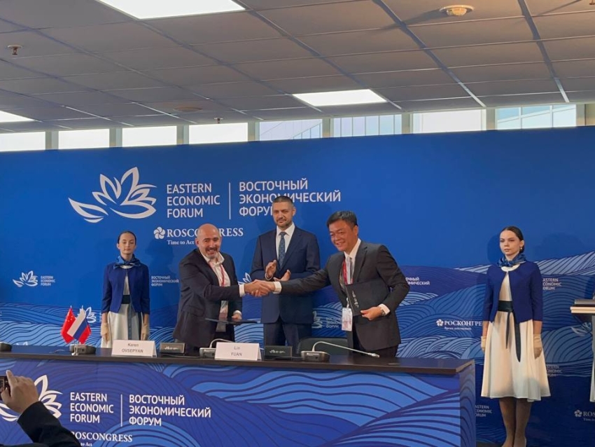 ​ВЭФ-2023: Александр Осипов принял участие в подписании трёх соглашений по развитию транспортной логистики 