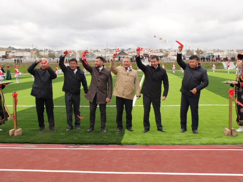 ​Обновлённый стадион в Могойтуе открыли в день образования Агинского Бурятского округа