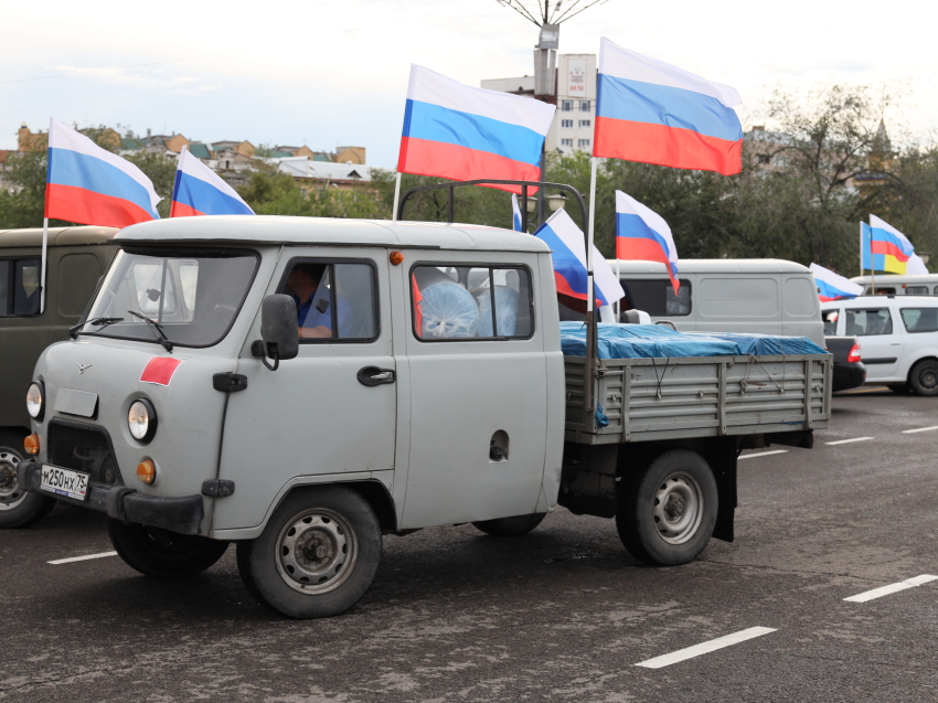 В День рождения Президента в городах России проведут автопробег 