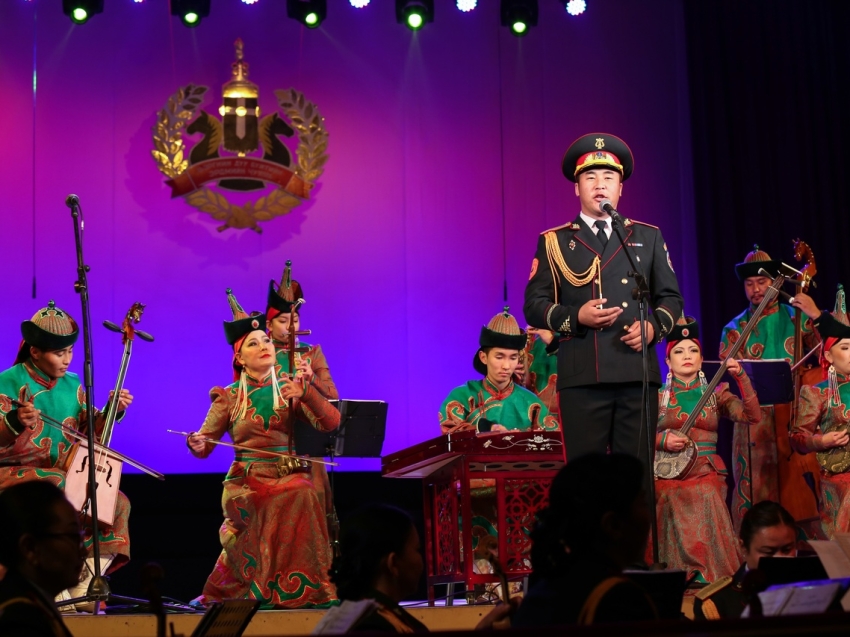 Академический ансамбль песни и танца Армии Монголии выступит в трёх районах Агинского Бурятского округа в ноябре (6+) предпросмотр