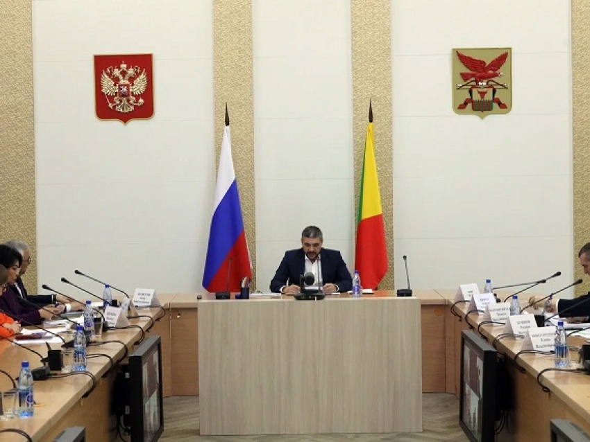 Реконструкцию семи международных пунктов пропуска обсудили на заседании Совета с сенаторами РФ
