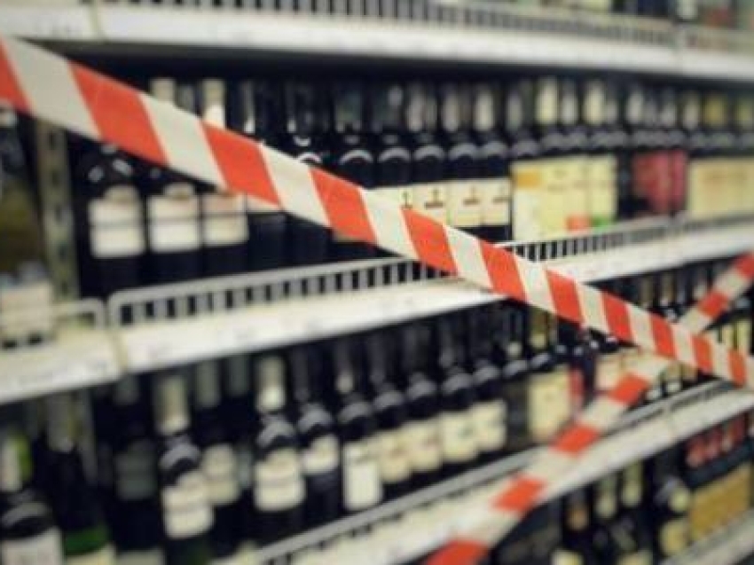 Специалисты РСТ Забайкалья проверили соблюдение требований по продаже алкоголя в придорожных кафе на трассе «Чита-Иркутск»
