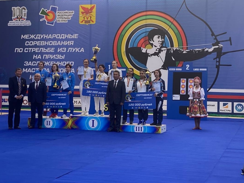 Девять медалей завоевали забайкальцы на международном турнире по стрельбе из лука на призы Владимира Ешеева 