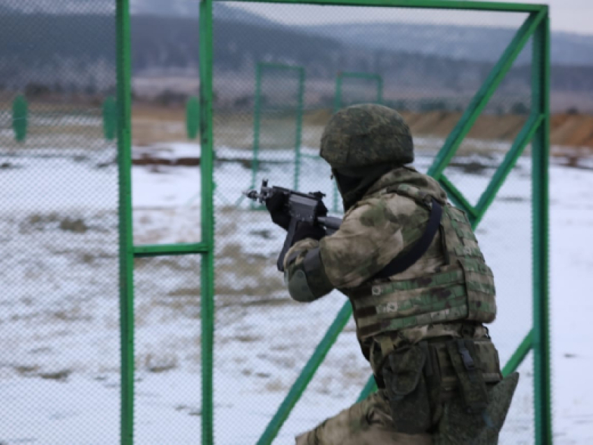 В Забайкалье военнослужащие ВВО освоят навыки в выполнении упражнений армейской тактической стрельбы