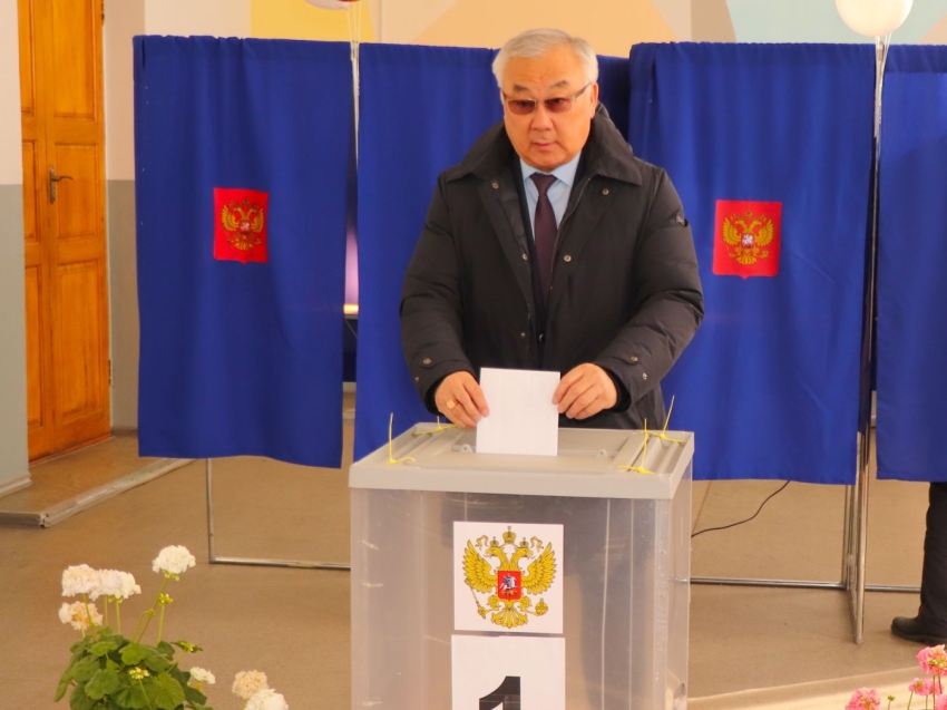 ​Сенатор РФ Баир Жамсуев: В это переломное время выбирать будущее страны — историческое событие