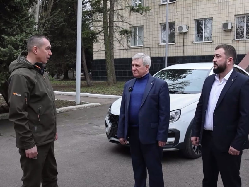 ​Автомобили LADA Vesta передал Забайкальский край для Старобешевского округа ДНР