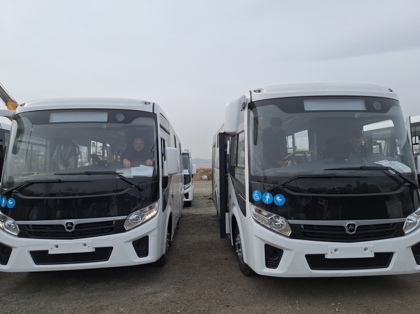 Новые автобусы для пассажирских перевозок вручили 14-ти районам Забайкалья