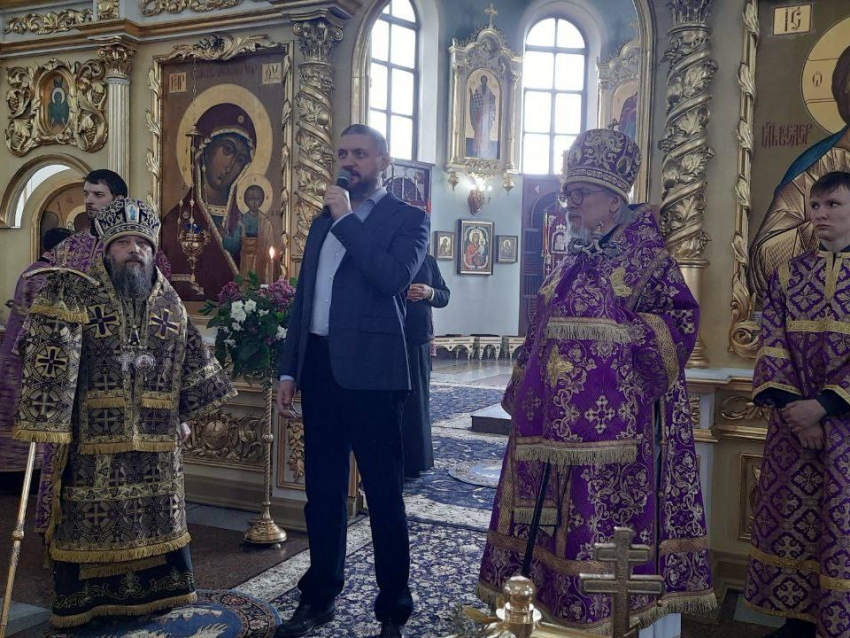 Александр Осипов поздравил забайкальцев с 30-летием со дня возобновления деятельности Читинской епархии