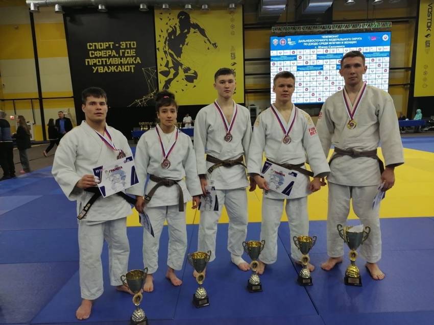 Пять медалей выиграли забайкальцы на чемпионате Дальнего Востока по дзюдо