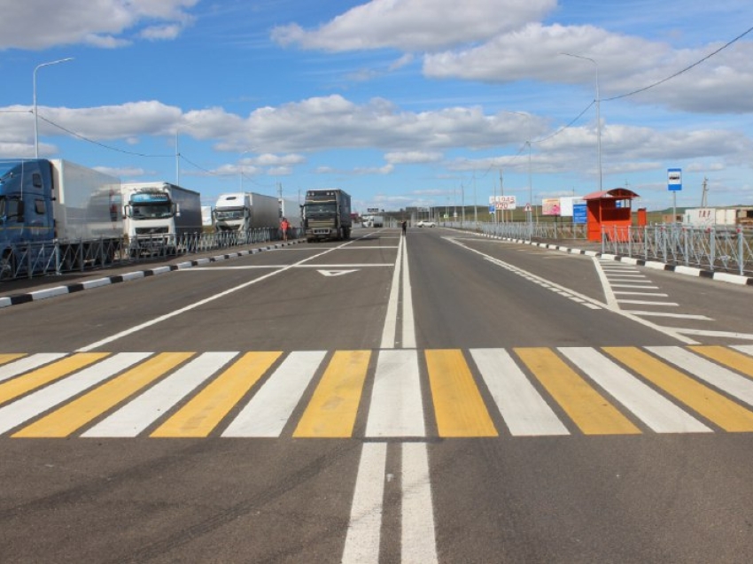 Дорогу к грузовому терминалу МАПП «Забайкальск» на границе с Китаем в Забайкалье построят до конца 2025 года