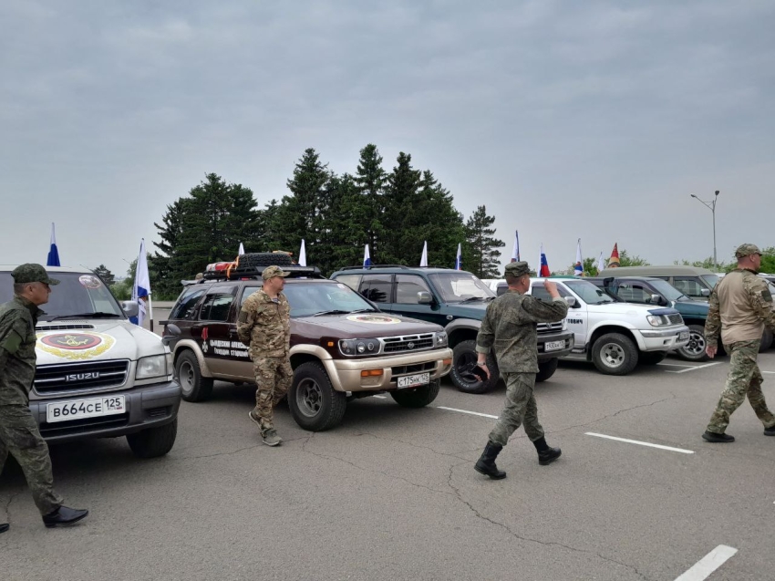 ​Колонна автопробега, следующая из Владивостока в Донецк, побывала в Чите