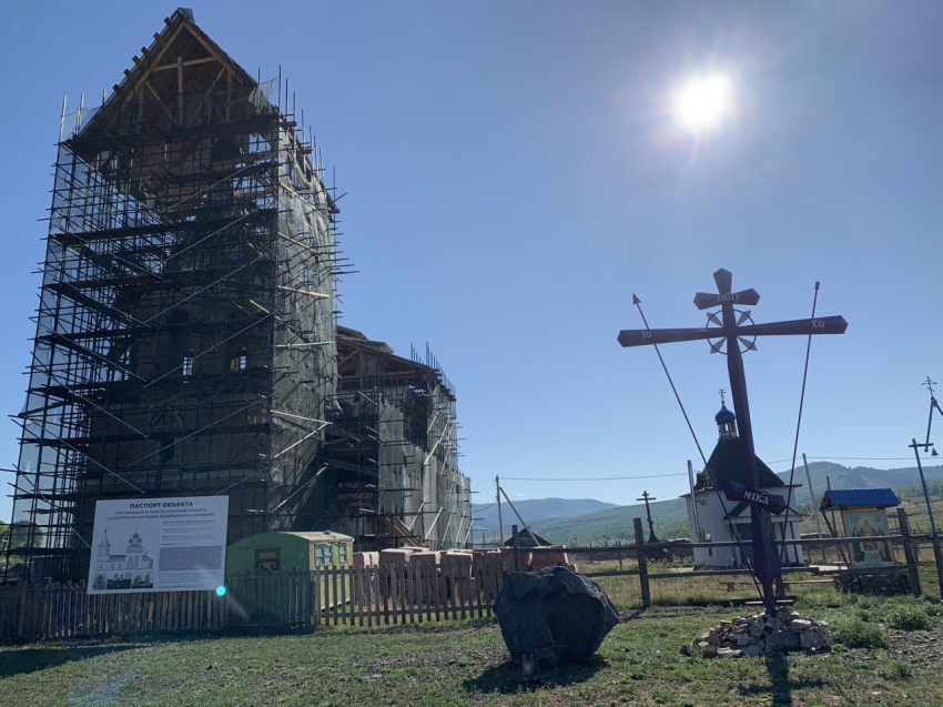 Инженеры проекта по реставрации Успенского храма в Забайкалье посетили Калинино 