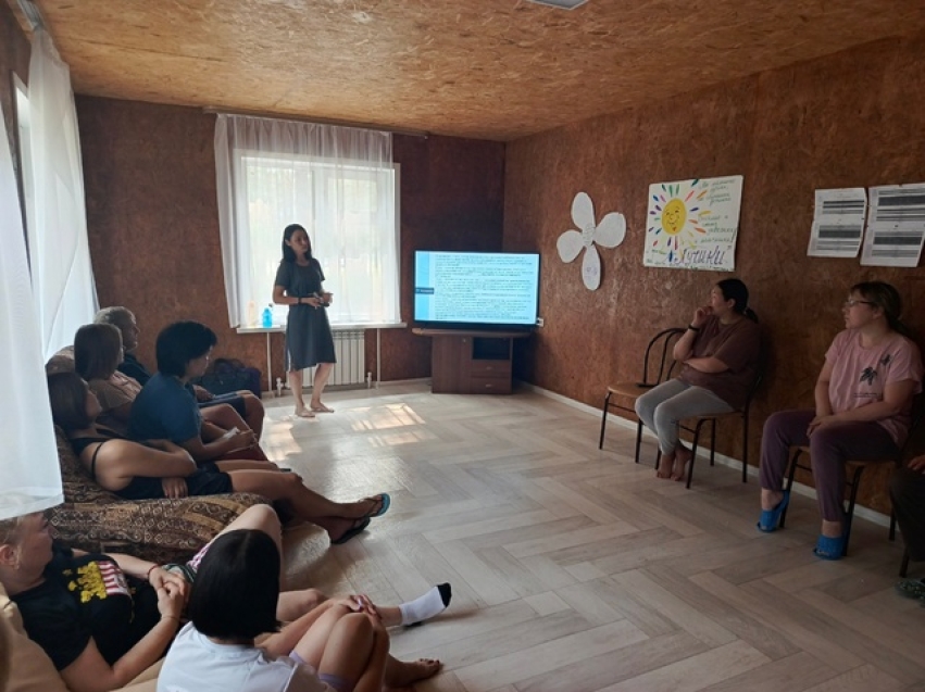  В летнем оздоровительном лагере «Сосновый бор» прошел семинар для родителей, воспитывающих особенных детей