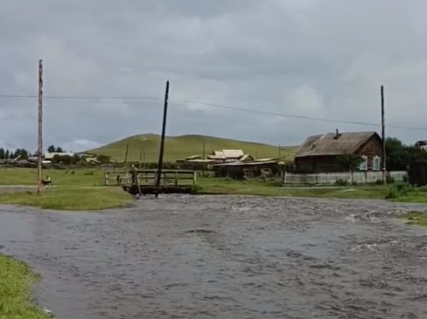 ​В Кыринском районе Забайкалья восстанавливают ряжевые мосты, пострадавшие из-за подъема уровня воды в реках
