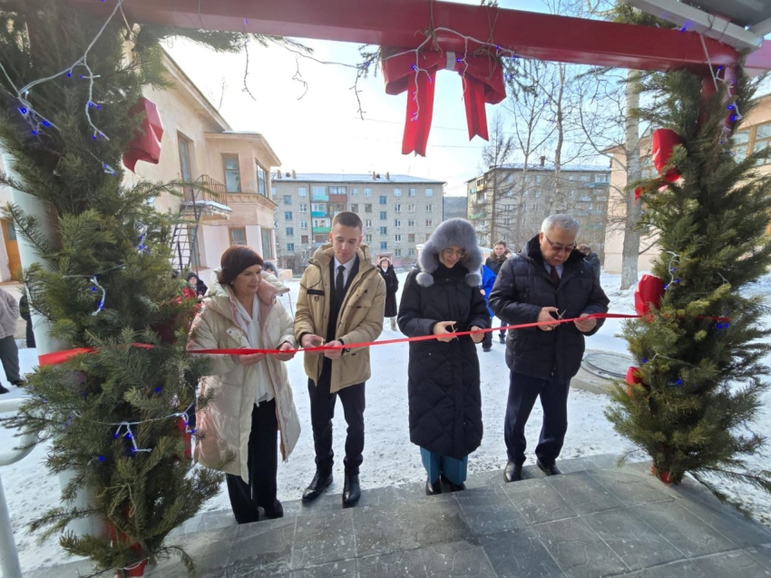 Сразу два модульных спортзала открыли в городе Петровске-Забайкальском