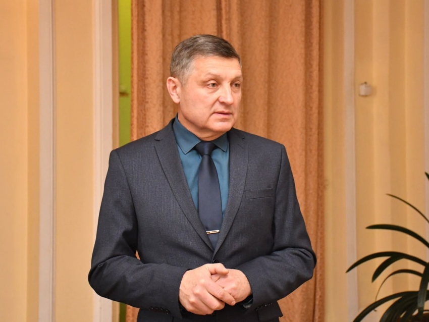 Юнармейцы военно-патриотического клуба Дома офицеров «Патриоты Забайкалья» встретились с полковником Борисом Жеребцовым