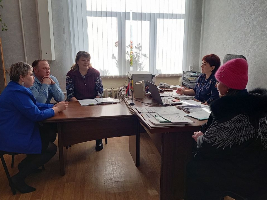 Жители Шелопугинского округа заключают социальные контракты