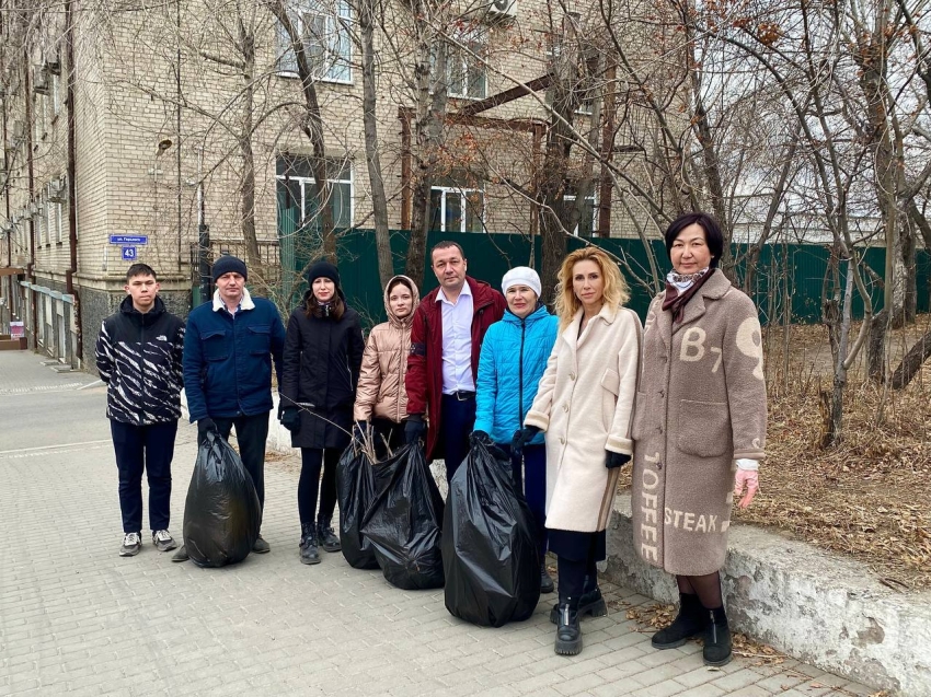 Сотрудники Департамента по обеспечению деятельности мировых судей Забайкальского края активно участвуют в акции «Чистый четверг»