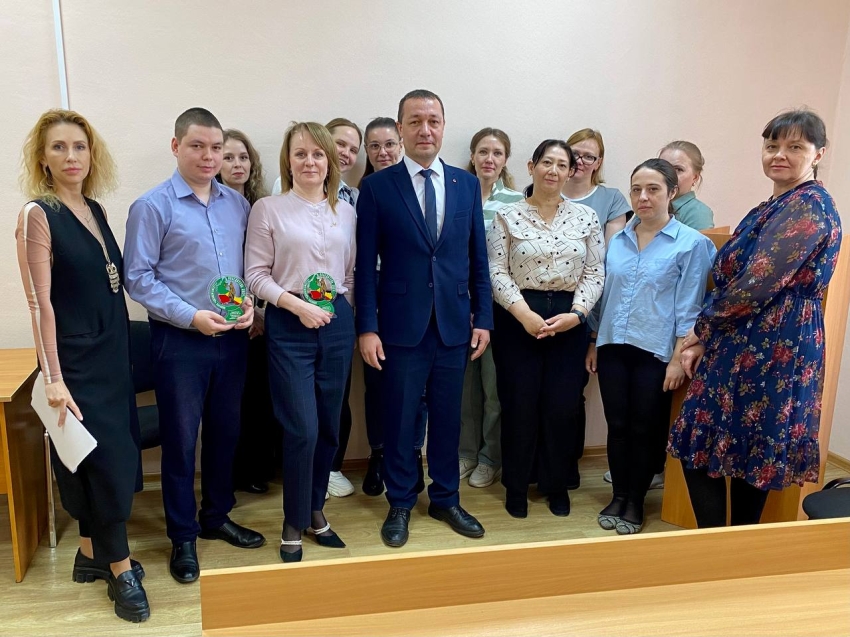 Департамент мировых судей Забайкалья вручил награды победителям конкурса по благоустройству судебных участков «Сделаем вместе»