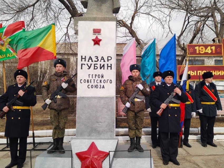 Забайкалье объединило на форуме «Школа героев» 19 школ Старобешевского округа