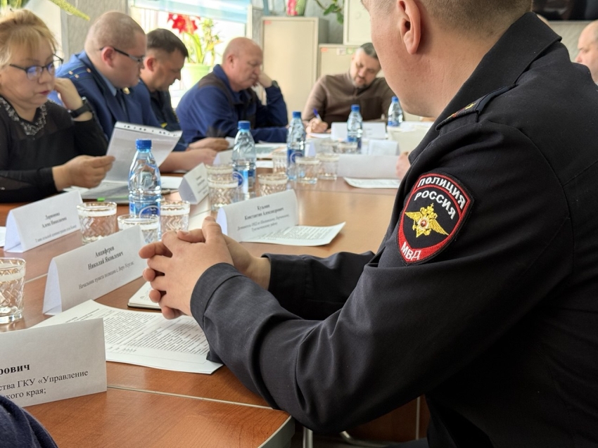 Полицейские поймали несовершеннолетнего поджигателя в селе Тунгокоченского округа Забайкалья