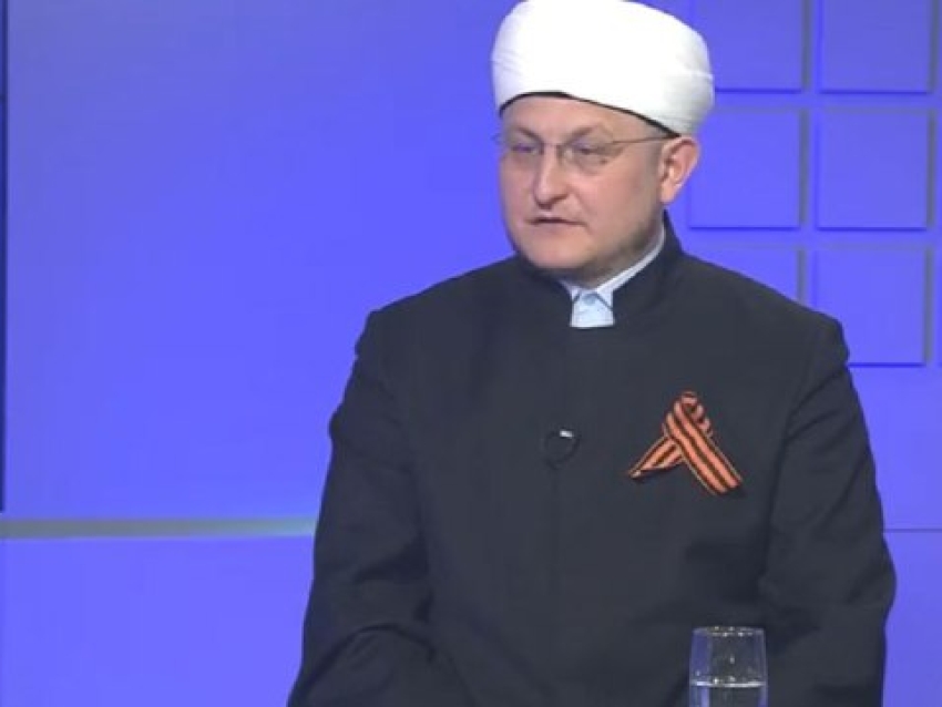 Алмаз хазрат Салахов: «Забайкальские мусульмане всегда помогают фронту и ждут Победу»