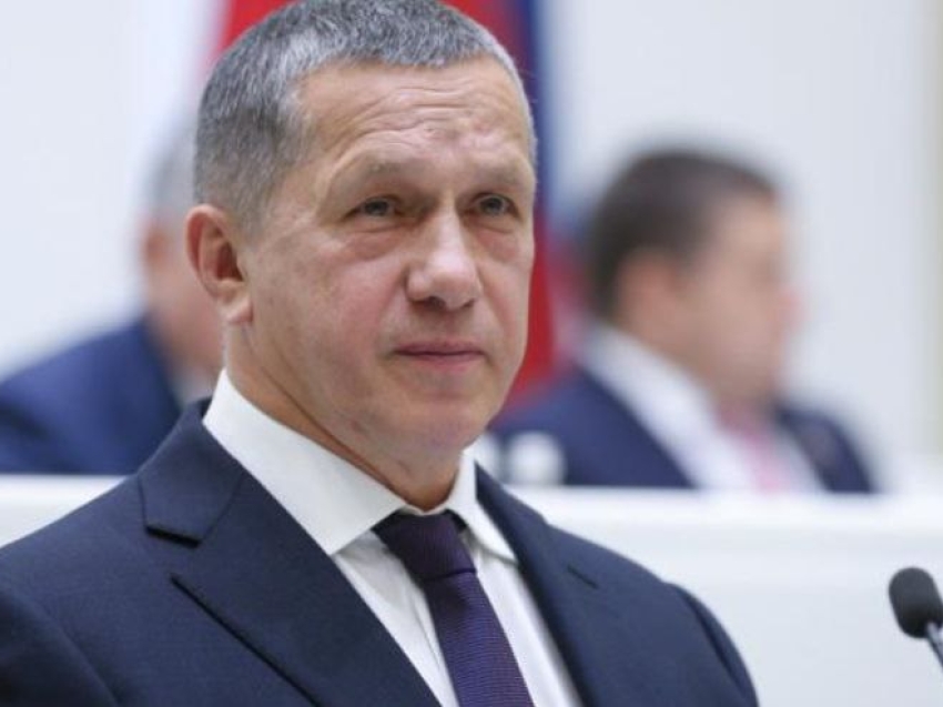​Юрий Трутнев поздравил дальневосточников с праздником Весны и Труда