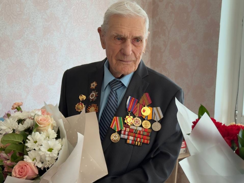 Сто лет мудрости и отваги: Ветеран Николай Богодухов стал Почётным гражданином Забайкальского края