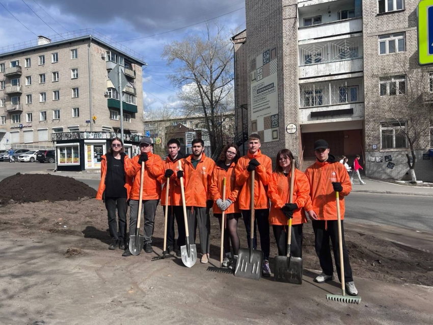 ​В Забайкалье начали появляться клумбы, спроектированные студентами региона
