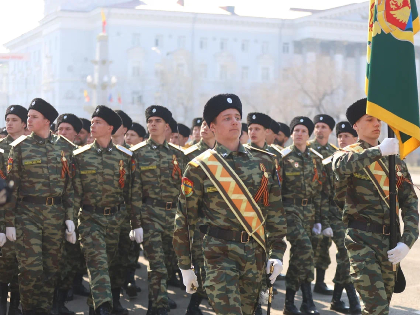 От парадов до международных акций: Забайкальские, Приморские и Средне-Амурские казаки масштабно отметили 80-летие Победы