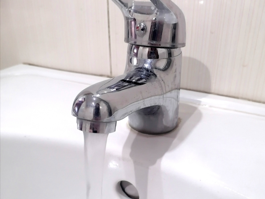 Жители Забайкальского края могут узнать графики отключения горячей воды в мобильном приложении «Госуслуги Дом»