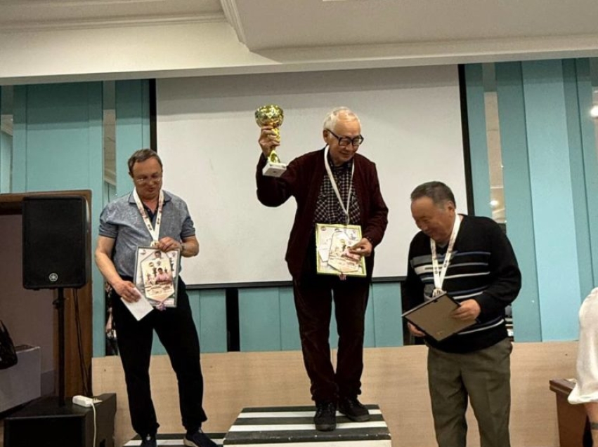 В Чите прошел XV турнир памяти первого чемпиона Забайкальского края по шахматам Александра Черняева