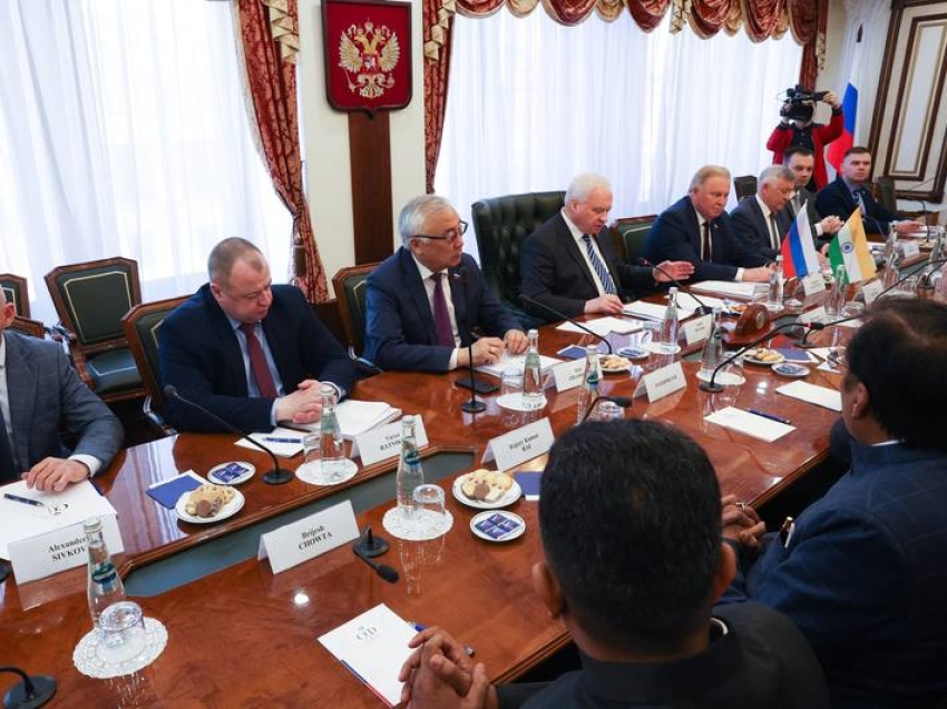 ​Баир Жамсуев принял участие во встрече парламентариев России и Индии