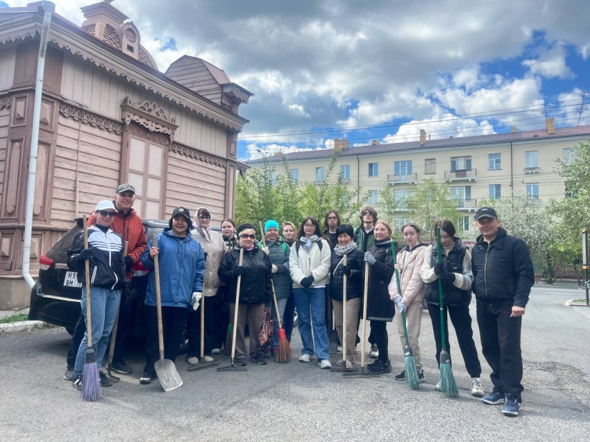 Культурный субботник прошёл в Полутовском квартале