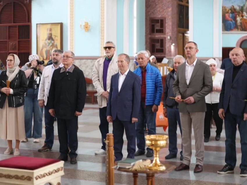 ​С молитвой на благое дело: митрополит Димитрий благословил гостей Забайкальского Международного кинофестиваля