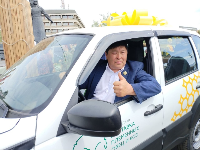 Награждением и вручением специального приза губернатора Забайкалья завершилась XXV Российская выставка овец и коз