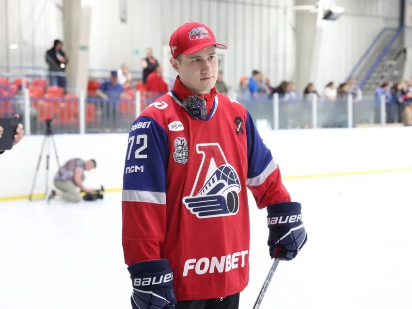 Хоккеист Максим Березкин провел мастер-класс для ветеранов СВО и команды «Манул»